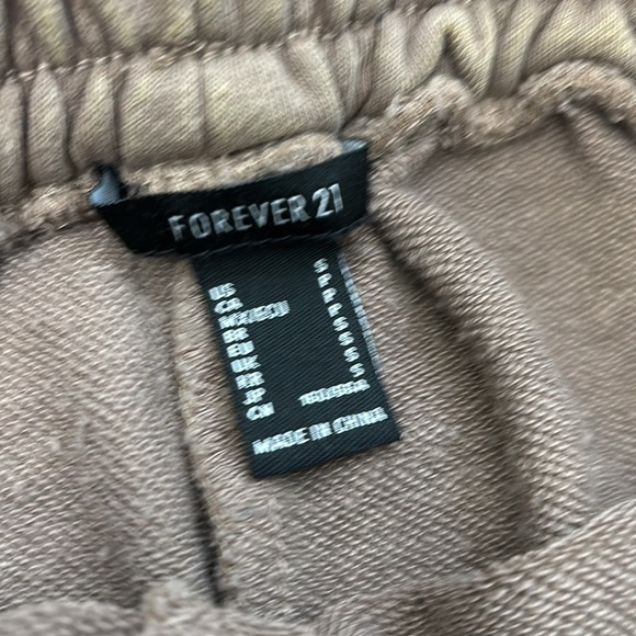 forever 21 cargo sweatpants brown size small - Picture 2 of 2